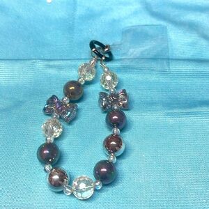 BLING Cell Phone Wristlet *comes With Plastic Piece to Attach To Your Phone